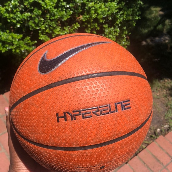 Oak Hill Academy Basketball - Picture 3 of 3